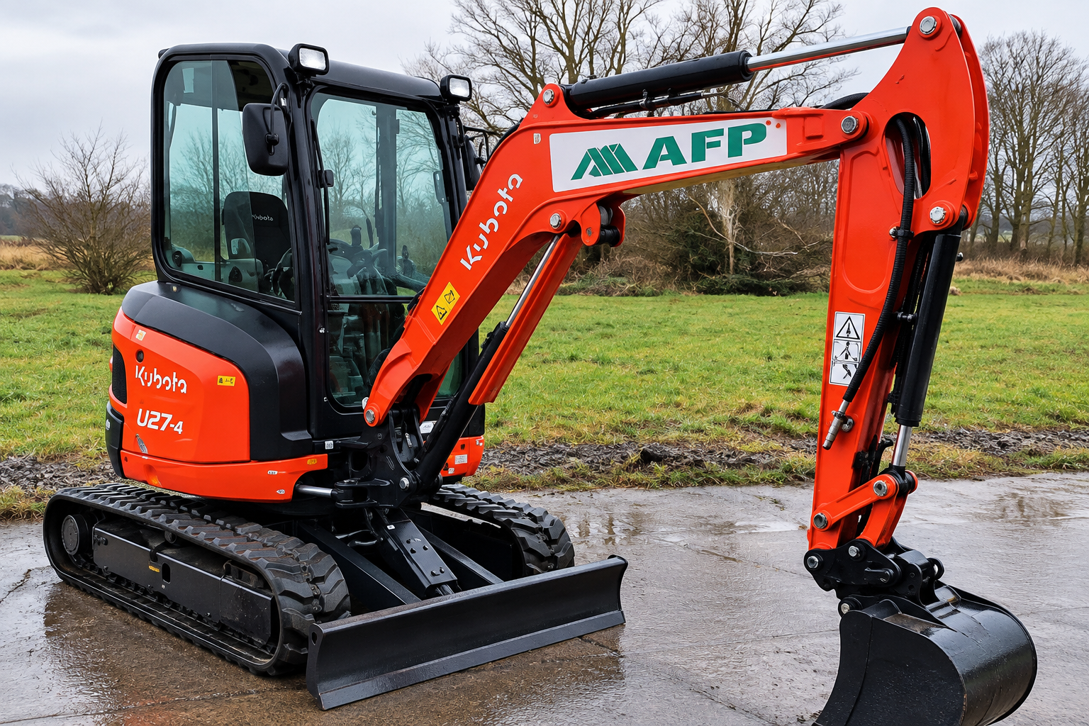 Kubota U27-4